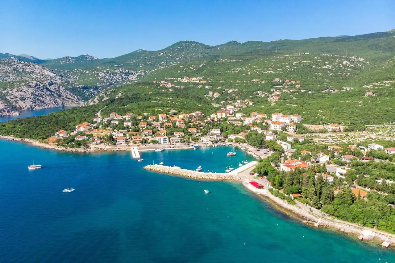 Apartments By The Sea Klenovica, Novi Vinodolski - 20730 Croatia